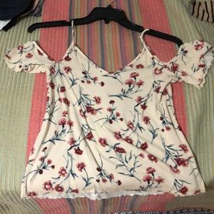 A cute flower shirt